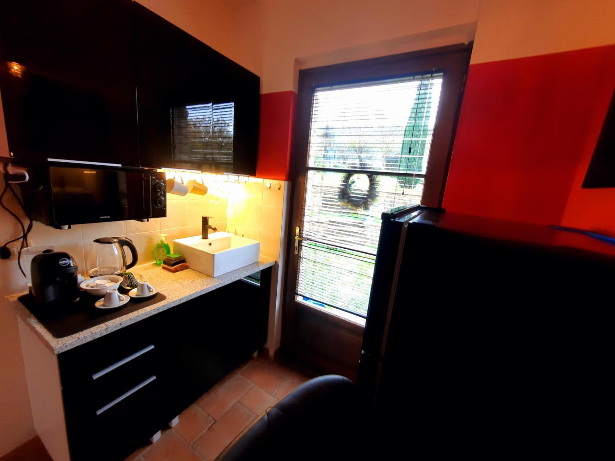 Ferienwohnung Leonaerdo Guests House Panicale Exterior foto